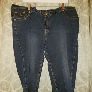 Avenue size 20 jean capris